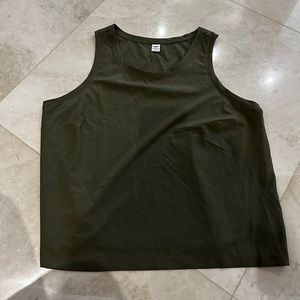 NWT Old Navy Active shirt